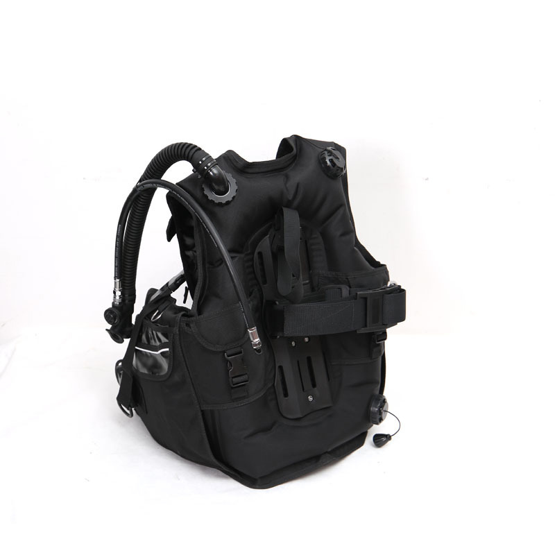 سترة غوص سكوبا BCD (معزز الطفو - مراجعة Scuba Buoyancy Compensator Bcd Vest وسعره